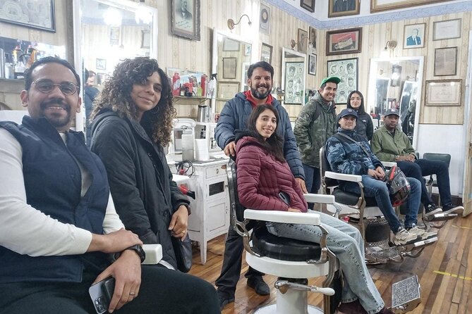 2-Hour Walking Tour of Yungay The Coolest Neighborhood in Chile - Palacio Álamos and the value of looking up