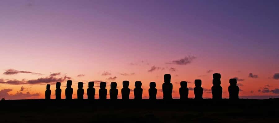 Adventures in Rapa Nui: High-quality tourism with Easter Island Your Tour. - Rano Raraku, where the moai were carved
