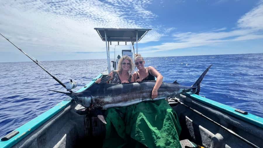 Ancestral fishing: Fishing with an experienced Rapa Nui - Weather, timing, and the chance of disappointment