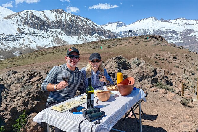 Andean Tour - A picnic with Chilean wine above the valley