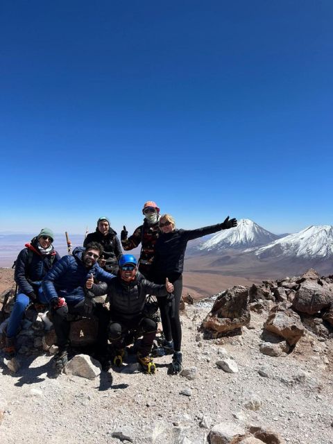ASCENT TO VOLCANO CERRO TOCO OF 5604masl - The descent takes about one hour