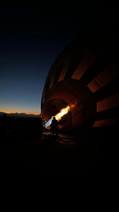 Atacama: San Pedro de Atacama Sunrise Hot Air Balloon Ride - The early pickup and 4WD ride