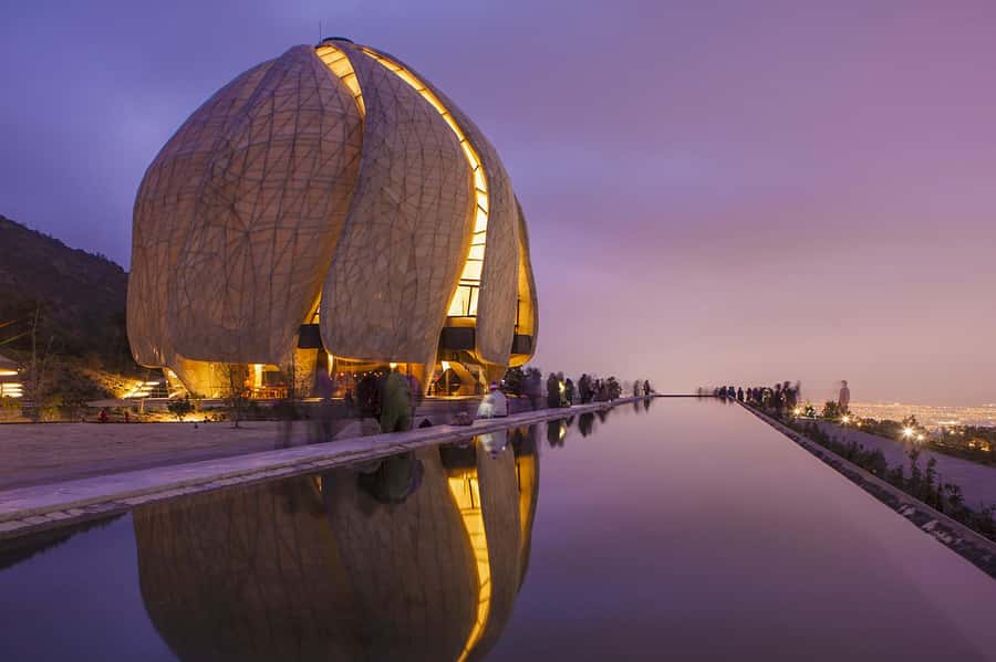 Bahá'i Temple and Cousiño Macul Vineyard - Key points to know before you go