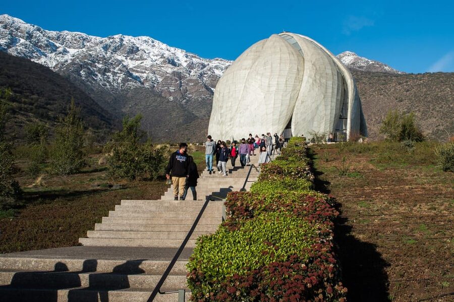 Bahá’í Temple, Winery and Lapis Lazuli + Private Transport - Who should book this day?