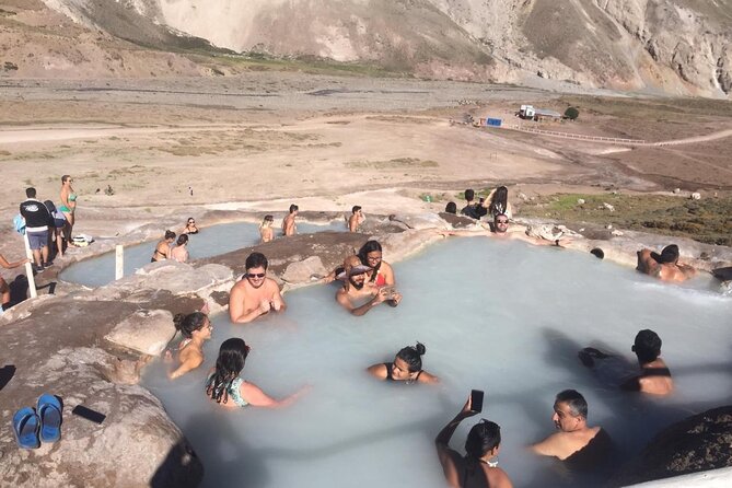 Cajon del Maipo Region - Hot Springs Termas de Colina - The six pools at Termas de Colina