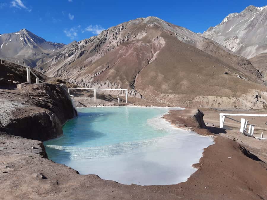 CAJON DEL MAIPO TOUR + TERMAS COLINA + EMBALSE EL YESO AND PICNIC - Guide service and transport