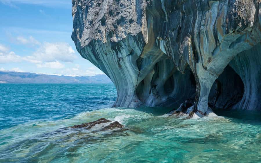 Coyhaique: Marble Chapels and Lake General Carrera Tour - Over the 600-meter pass to Lake General Carrera