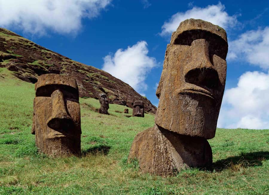 Easter Island: 2 Full Days Private Tour - Caves, volcanoes, and the island beyond the icons