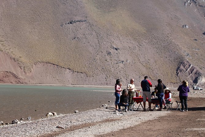 Embalse el Yeso and Termas del Plomo in semi-private 4x4 - What to Pack for the Mountain Day