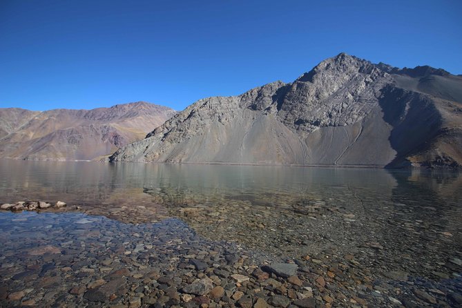 Embalse el Yeso and Termas del Plomo in semi-private 4x4 - Fresh Lunch in a Remote Setting