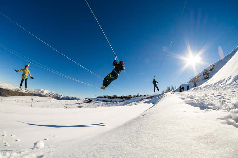 Farellones Park Tour: Snow Adventures - Parque Arauco and the rental stop