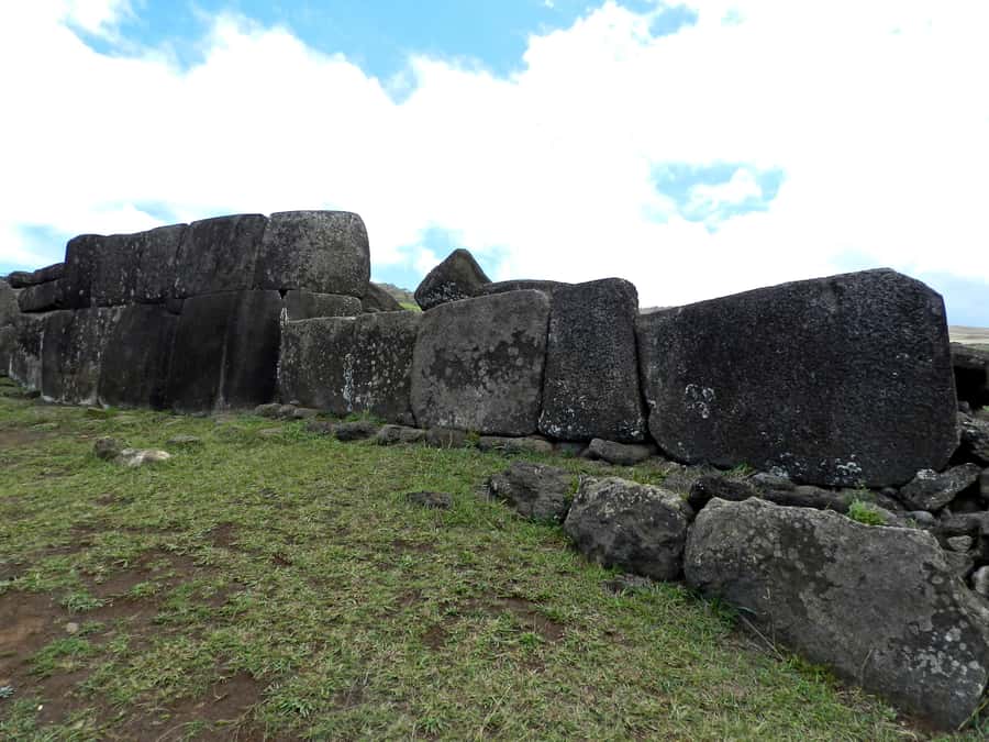 From Hanga Roa: Journey from Orongo to Ana Te Pahu - Why this route makes sense on Rapa Nui