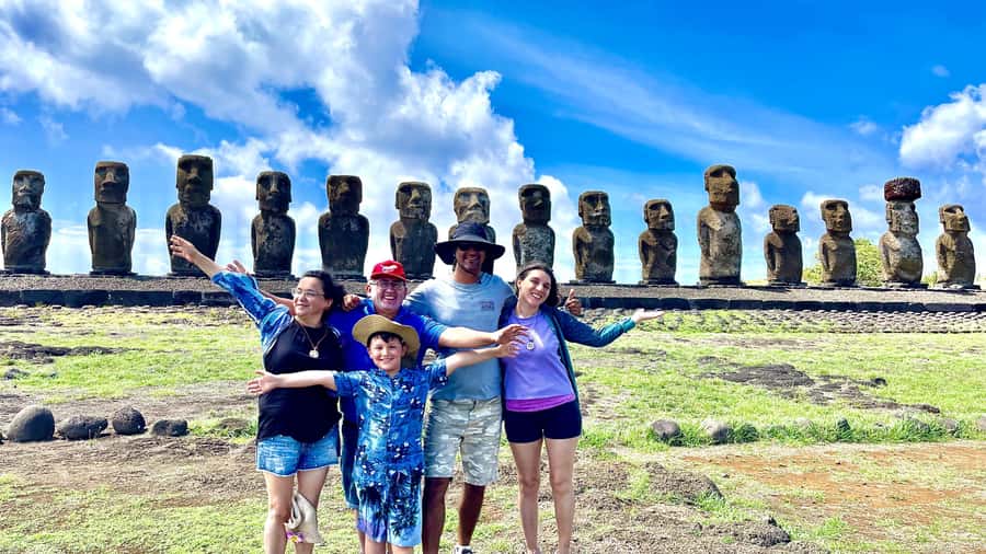 From Hanga Roa: Rapa Nui Culture Sightseeing Tour - Vaihu and the first look at moai culture