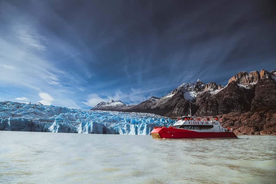 From Puerto Natales: Grey Glacier Tour - From Puerto Natales to Hotel Lago Grey