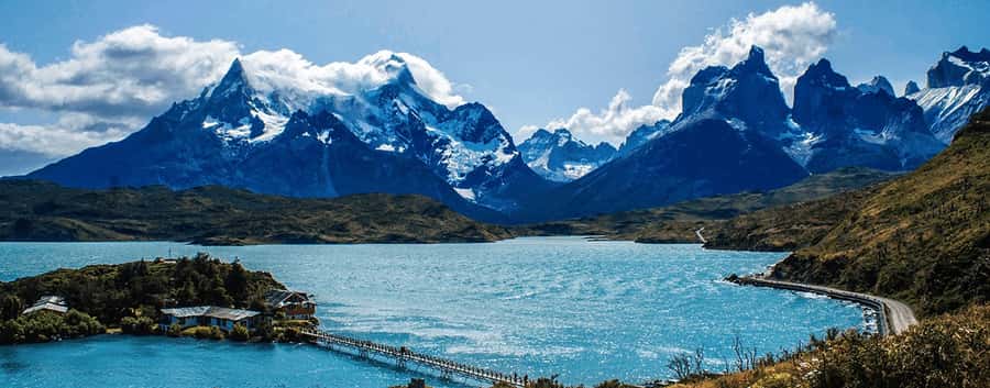 From Puerto Natales: Torres del Paine National Park Day Tour - Laguna Amarga and the First View of the Towers