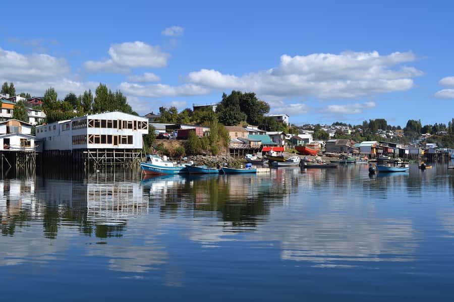 From Puerto Varas: Chiloe Island Full-day Tour - The lunch break and the cost of a long schedule