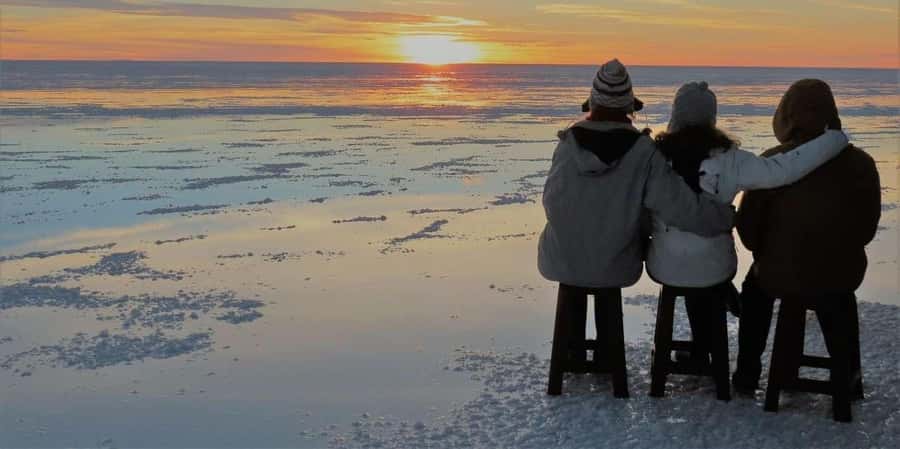 From San Pedro de Atacama: 3 days to Uyuni Salt Flat - Day two: volcanic shapes and open highland country