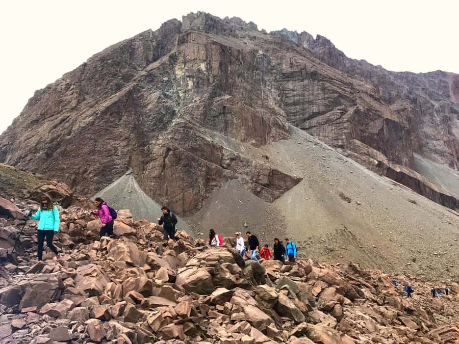 From Santiago: Cajón del Maipo and Volcán San José Hike 8K - A picnic with a view