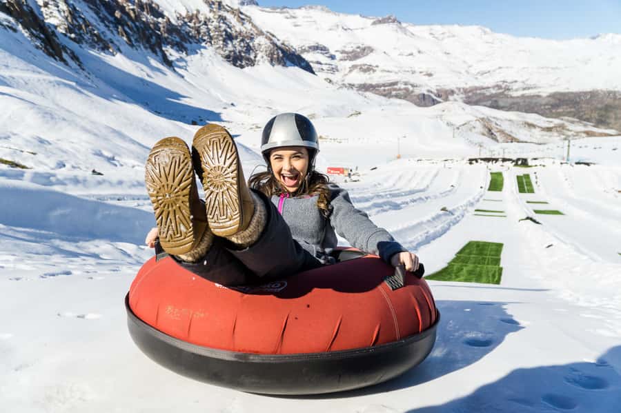 From Santiago: Farellones Park Resort Entry & Ski Classes - Learning to ski with equipment included