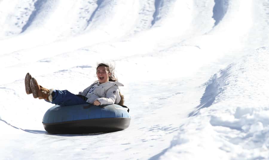 From Santiago: Farellones Park Resort Entry & Ski Classes - Food, clothing, and what to carry