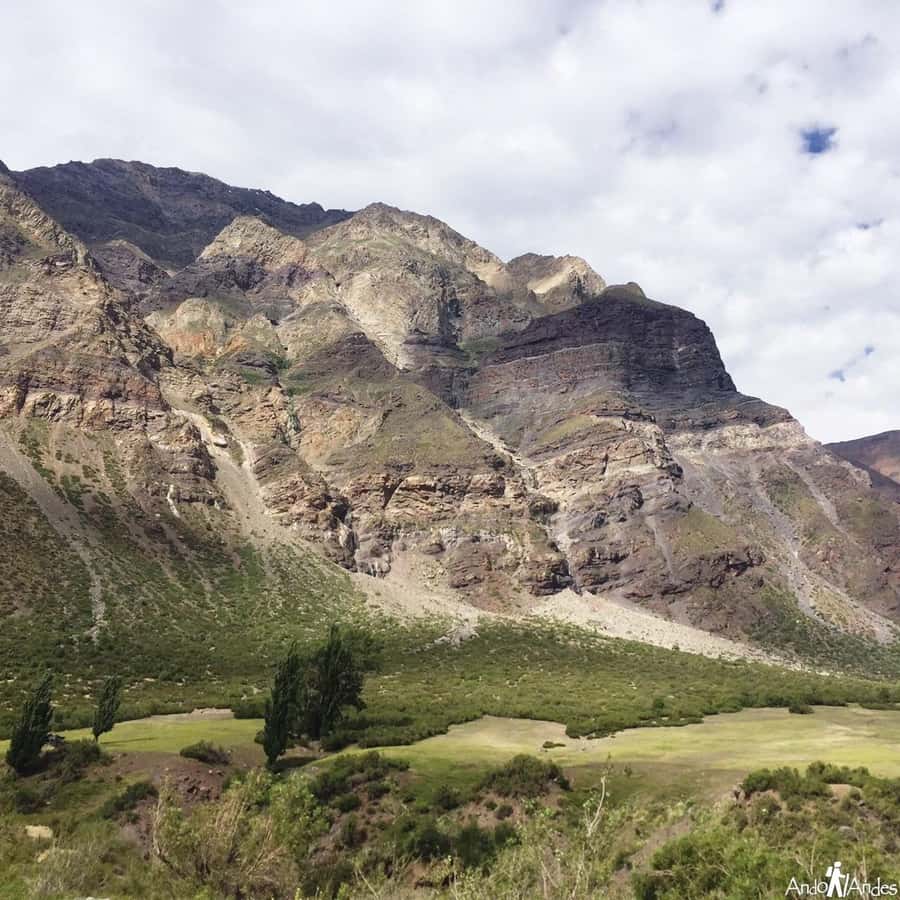From Santiago: Maipo Canyon Volcano and Hot Spring Tour - What to pack for comfort