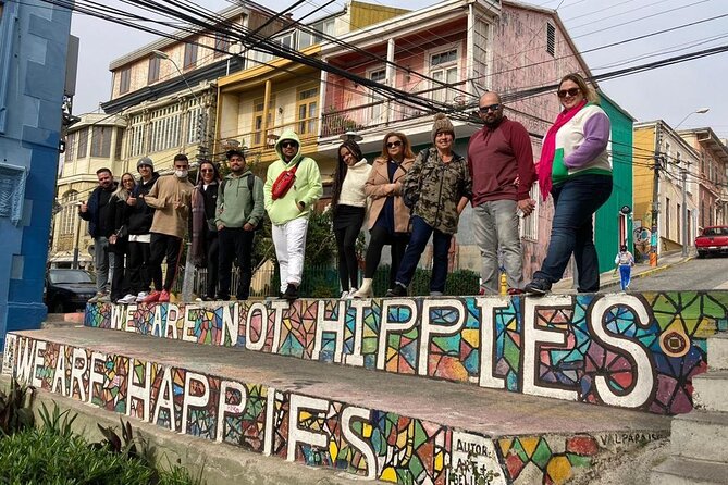 Full Day Tour in Valparaiso and Vina del Mar - Cerro Alegre, murals, views, and a first Pisco bar