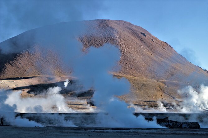 Full Day Tour to Geyser del Tatio, Vado Putana and Machuca - Breakfast, guides, and the human side of the trip