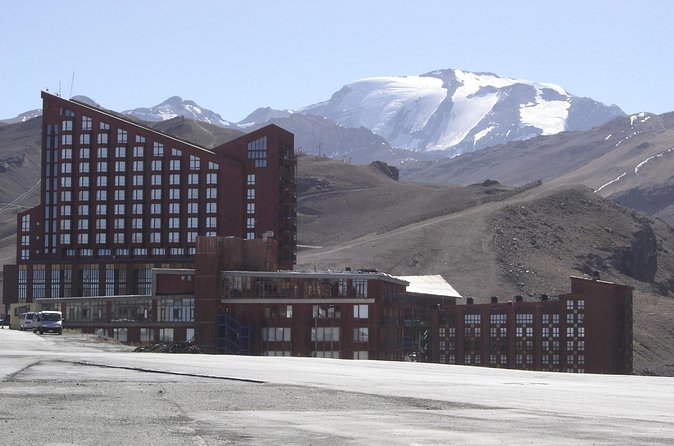 Half Day Private Trip to Valle Nevado with Cheese and Wine Carbon Neutral trip - Is it suitable for a stopover?