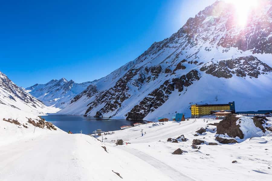 Portillo & Laguna del Inca with Lunch at the Hotel Portillo - Who should book this experience?