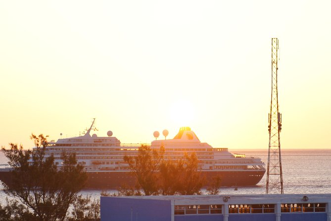 Private Cruise Transfer : Santiago → Valparaiso or San Antonio - A Straight Ride From Santiago to the Chilean Coast