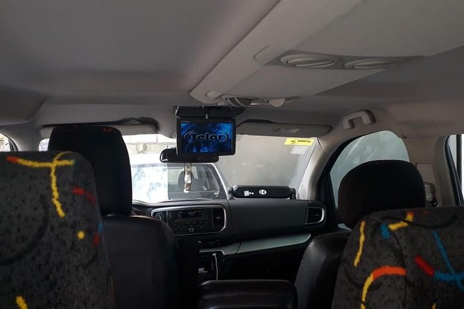 Private Transfer from Santiago Hotel to SCL Airport - A calm final ride from Santiago to SCL