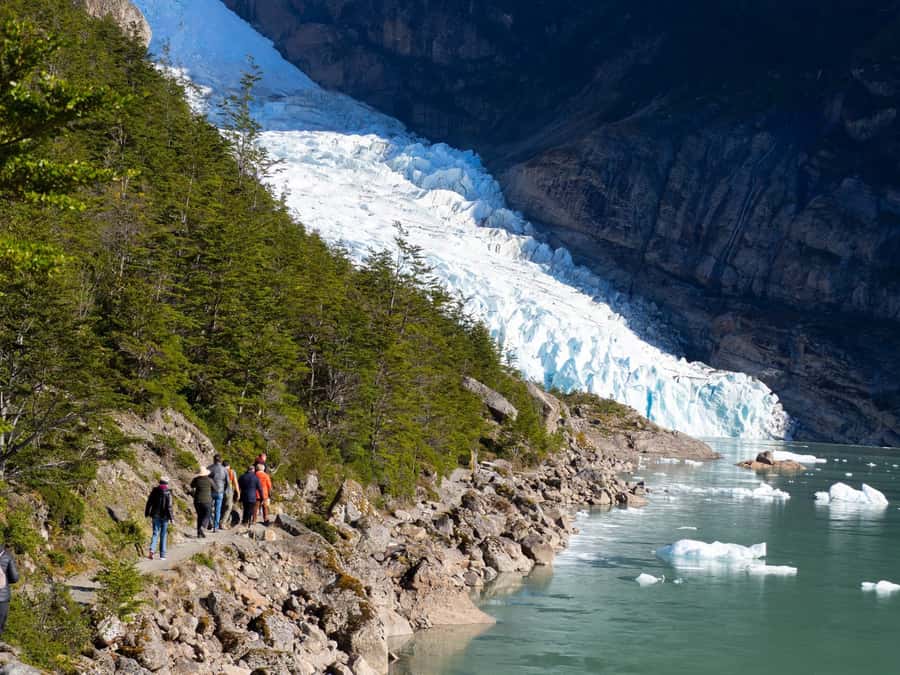 Puero Natales: Glacier Tour with Lunch & Whiskey Aperitif - Key points to know before booking