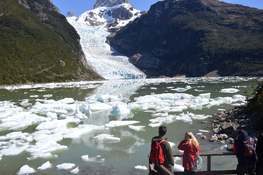 Puero Natales: Glacier Tour with Lunch & Whiskey Aperitif - Cruising into Ultima Esperanza Fjord
