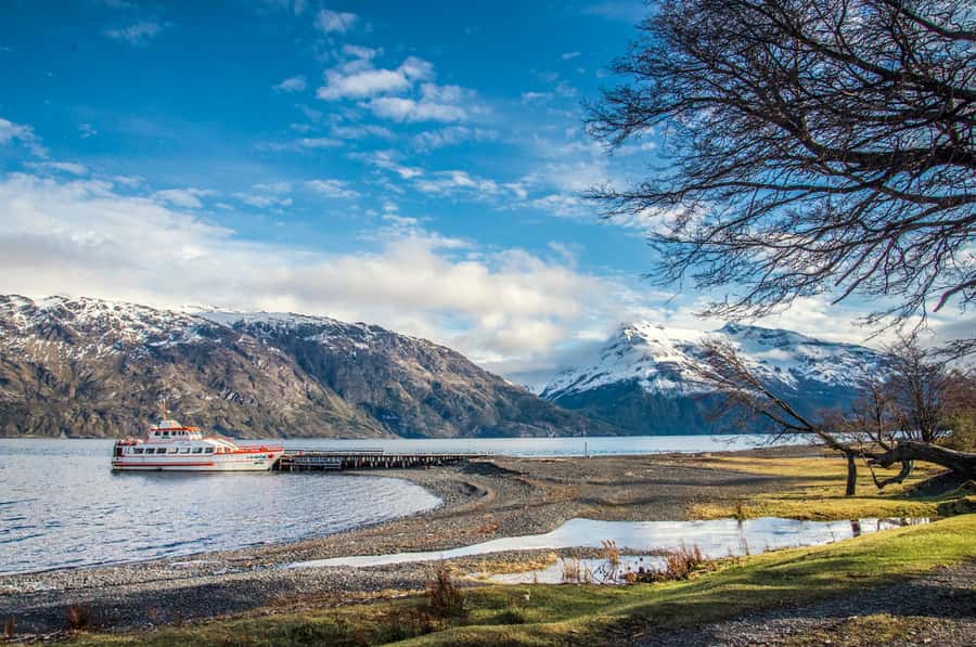 Puero Natales: Glacier Tour with Lunch & Whiskey Aperitif - Walking to Serrano Glacier in Bernardo O’Higgins National Park