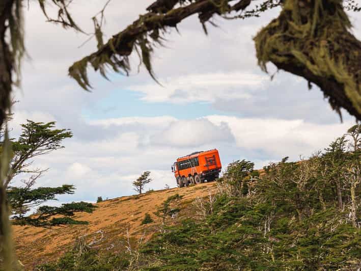 Puerto Natales: Cerro Dorotea 8x8 Tour with Panoramic Views - The 8x8 climb up Cerro Dorotea