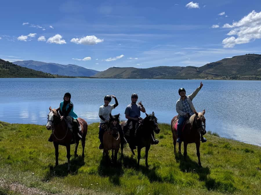 Puerto Natales: Horseback Riding with Horse Connection - What to wear and bring