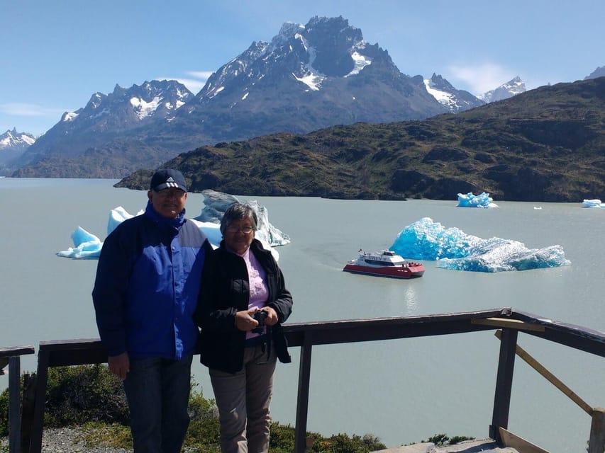 Puerto Natales: Tour Package (Full Day + Base Torres + Grey) - Day 3: Grey Glacier from the water