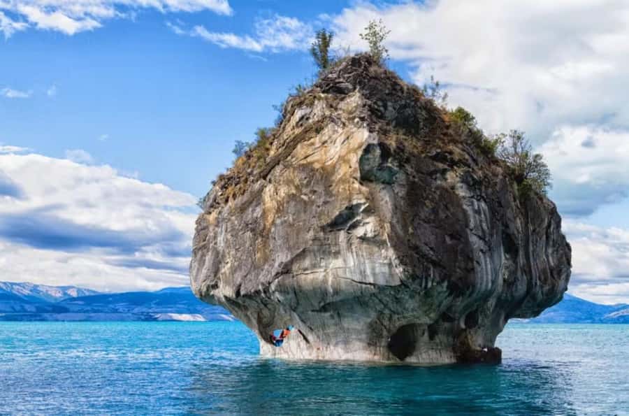 Puerto Tranquilo: Marble Caves Boat Tour - Crossing Lake General Carrera by Boat