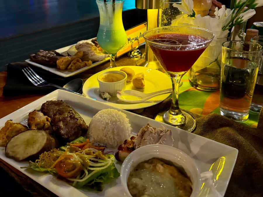 Rapa Nui Dreams: Experiencie Pack 3 Days - Curanto, local food, dance, and prayer