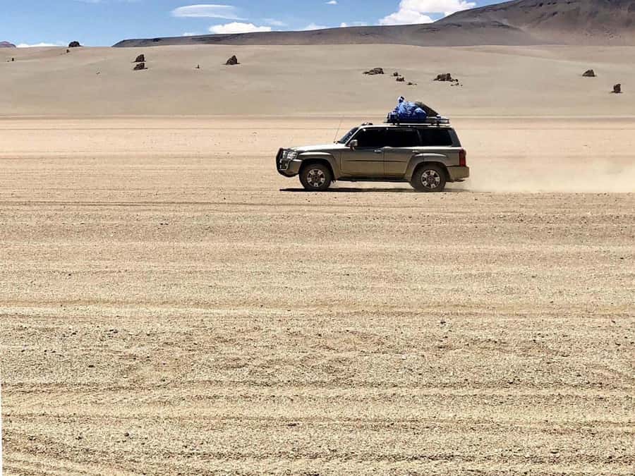 Roundtrip to the Uyuni Salt Flat and the Colored Lagoons - Day one: Villamar, high lagoons, and the first night