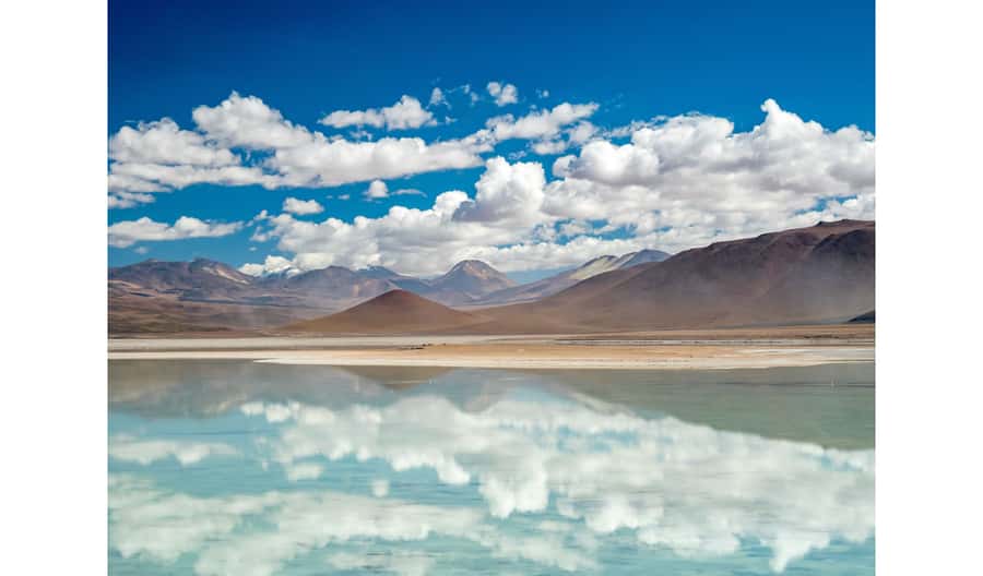 Salar de Atacama and altiplanic lagoons - Miscanti and Miñiques Lagoons at 4,200 meters