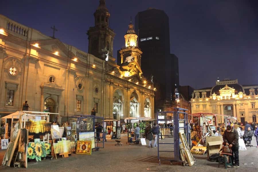 San Cristobal Hill Night Tour with Dinner Show - Dinner and folklore at El Apero