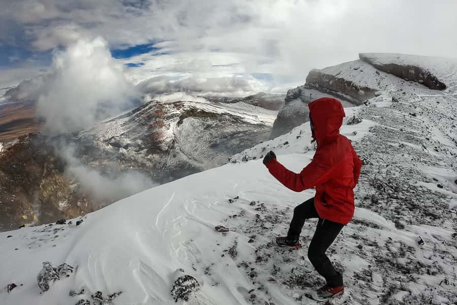 San Pedro de Atacama: Láscar Volcano Summit Hiking Day Trip - A very high start from San Pedro