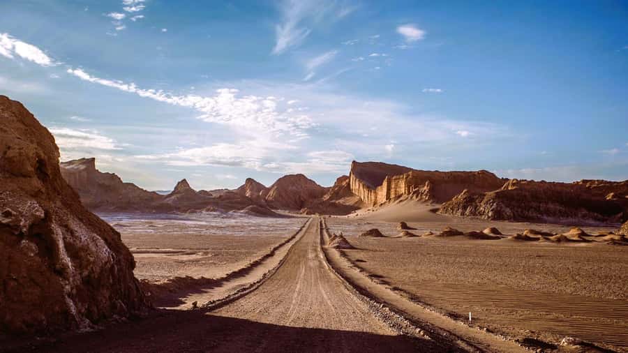 San Pedro de Atacama: Shared Moon Valley Tour - Why Moon Valley works best in the late afternoon