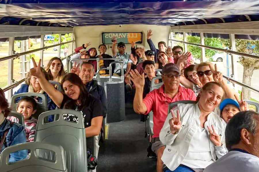 Santiago: 1-Day Hop-On Hop-Off Bus and Cable Car Ticket - Stop 1: Parque Arauco for shopping and a convenient launch