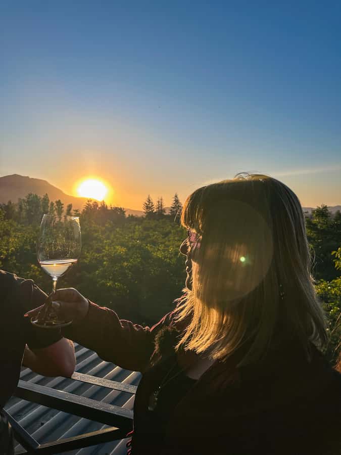 Santiago: Alyan Winery Sunset with Wine Tastings and Dinner - Sunset views and photo time