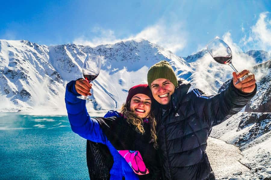 Santiago: Cajon del Maipo/Embalse del Yeso Tour with Picnic - Embalse del Yeso, the day’s main reward