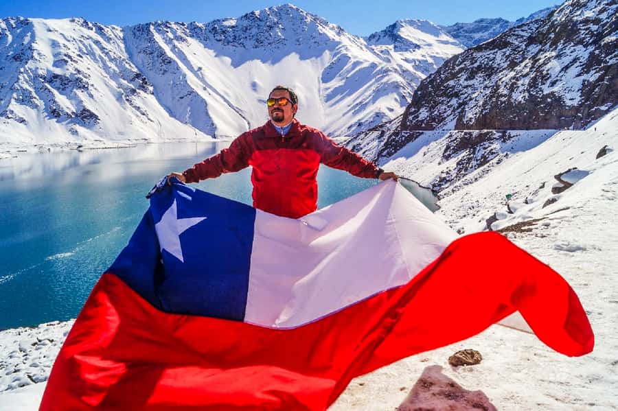 Santiago: Cajon del Maipo/Embalse del Yeso Tour with Picnic - The Tinoco Tunnel and the rough road upward