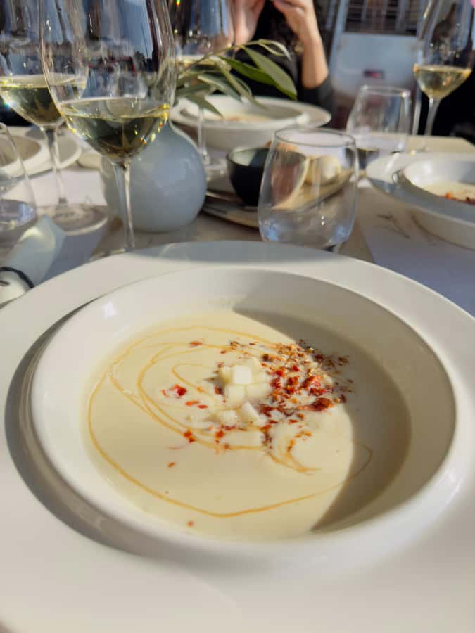 Santiago: Casa del Bosque Winery with Tasting and Lunch - Tanino and the three-course meal