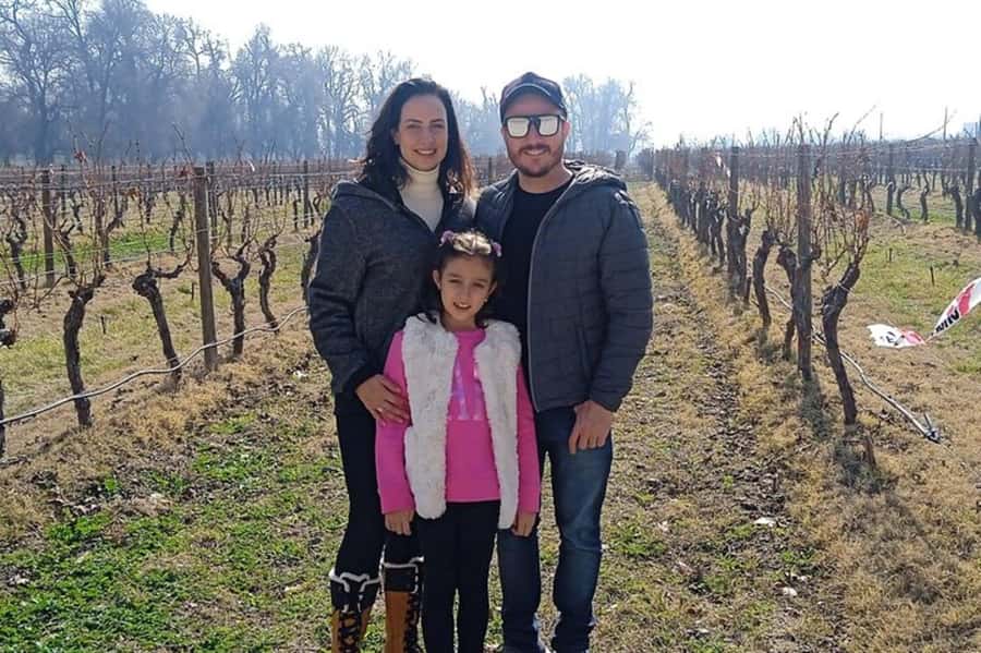 Santiago: Cousiño Macul Vineyard Premium Tasting Tour - Walking among the grapevines